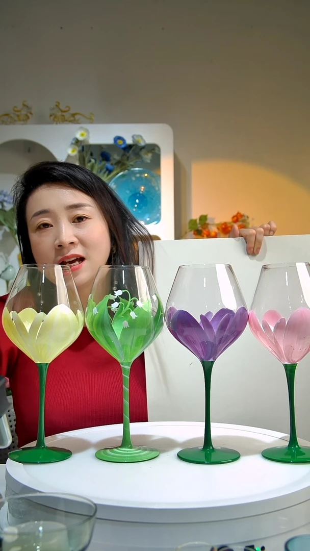 高脚款水晶玻璃4只不同色郁金香红酒杯