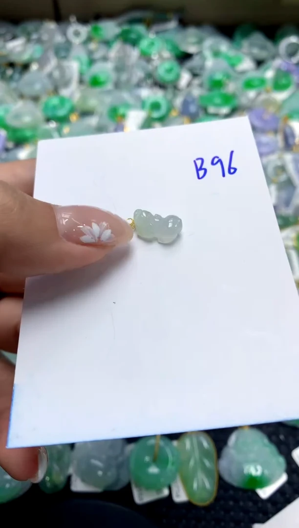 【闪购商品】翡翠颈饰18K金镶嵌111111111111111111