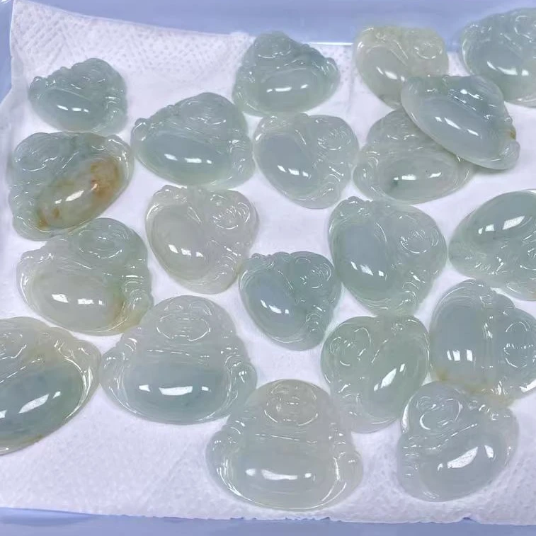 天然翡翠A货吊坠！批量多样性发其一