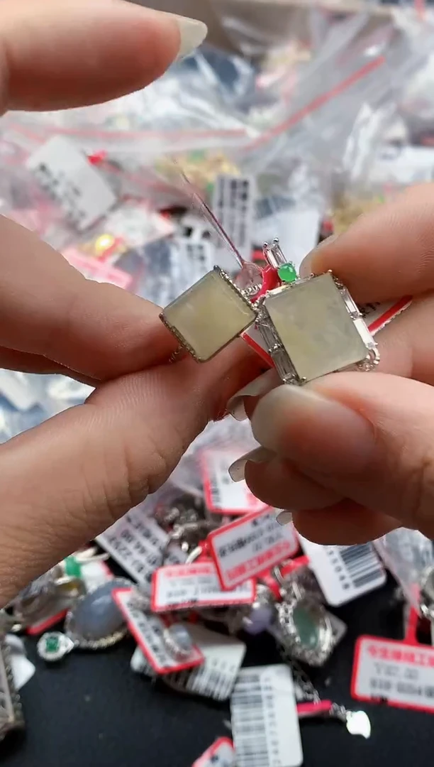 银S925镶嵌戒指翡翠天然A货缅甸翡翠