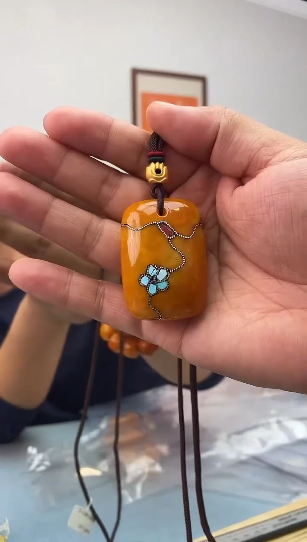 琥珀未镶嵌珠宝奇石假一罚十，多样性发一件020