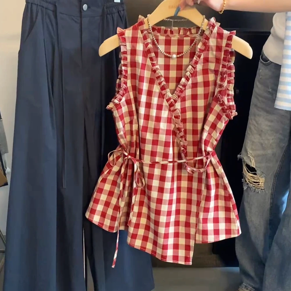 【格纹诗语】复古小众拼接木耳边褶皱收腰绑带无袖衬衫女夏季