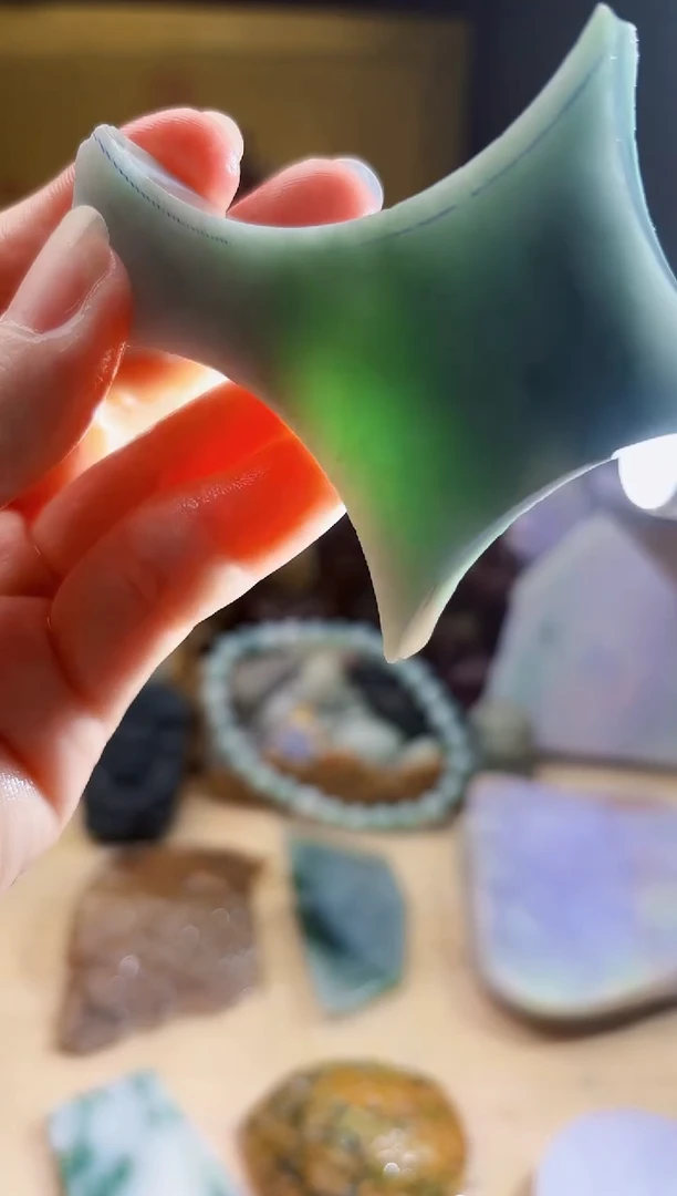 翡翠挂件未镶嵌A货优1137