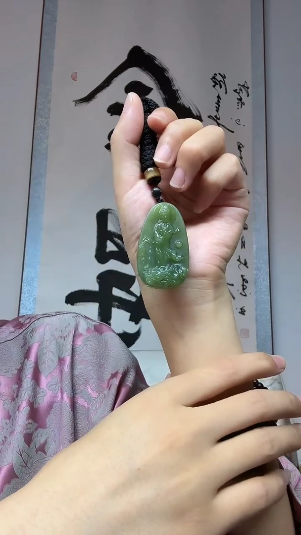 手串未镶嵌和田玉宽约卡29高约卡49厚约卡9