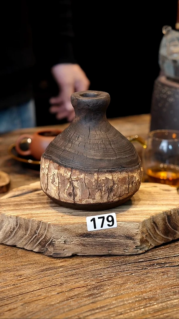 香樟木插花摆件香樟木插花摆件