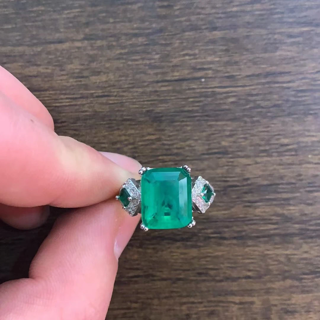 高级定制戒指（多样发其一）B518