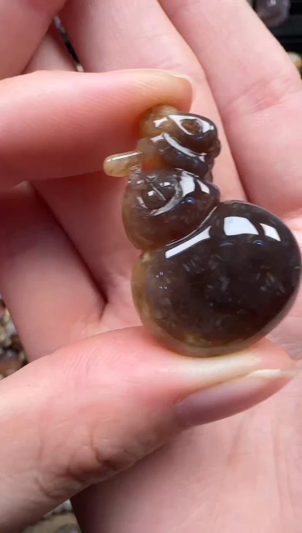 颈饰未镶嵌硅化珊瑚（珊瑚玉）656