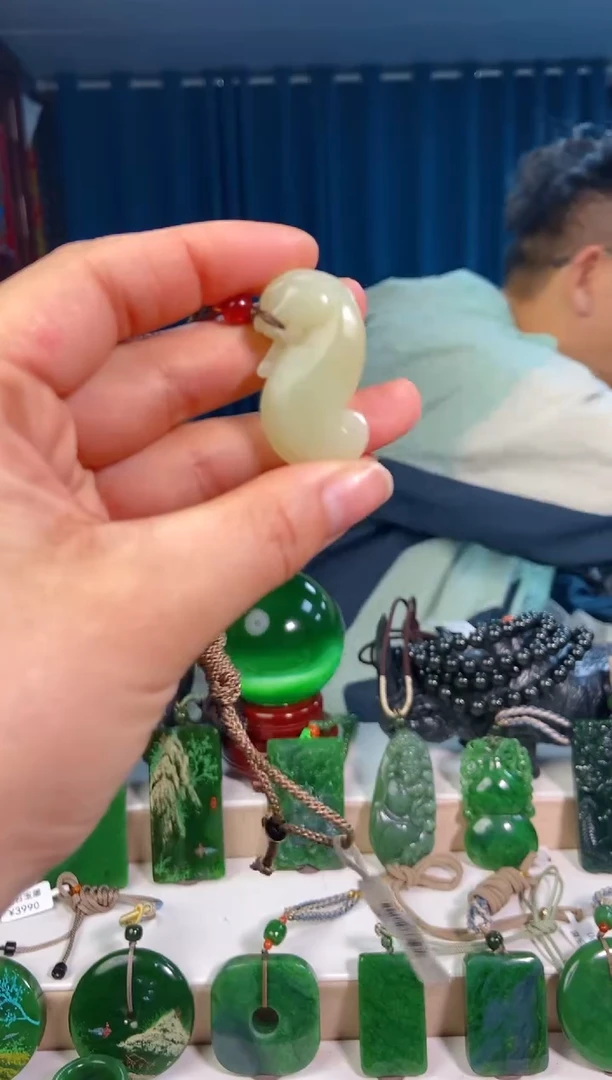 【闪购商品】和田玉挂件未镶嵌1