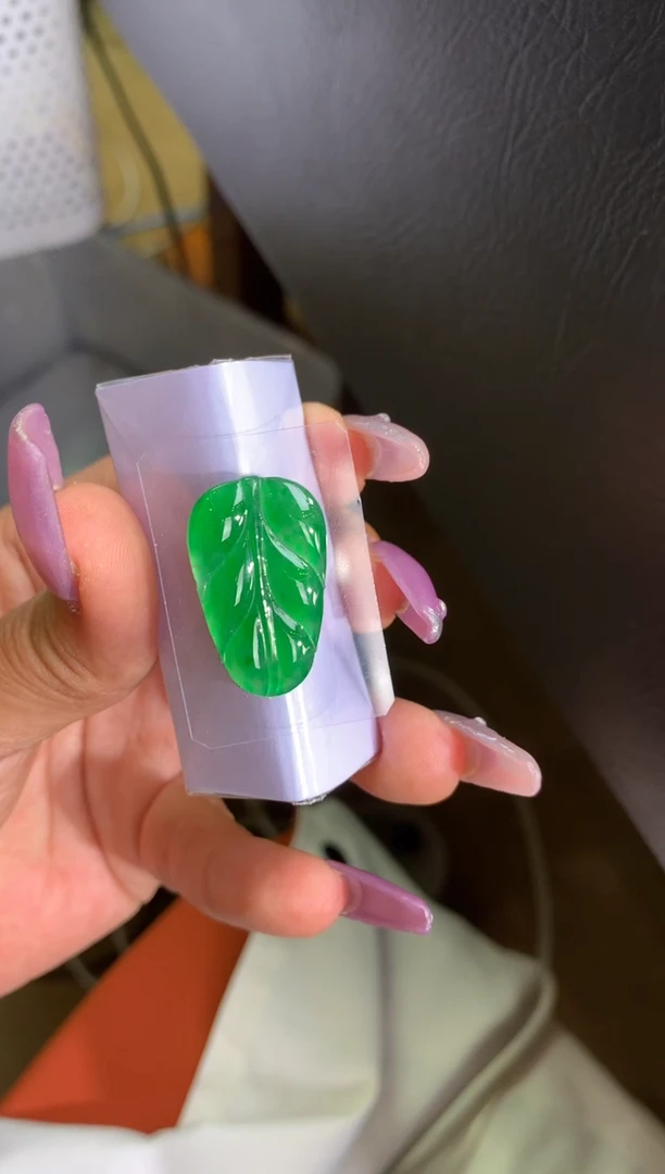 未镶嵌定制翡翠浮**杳翡翠