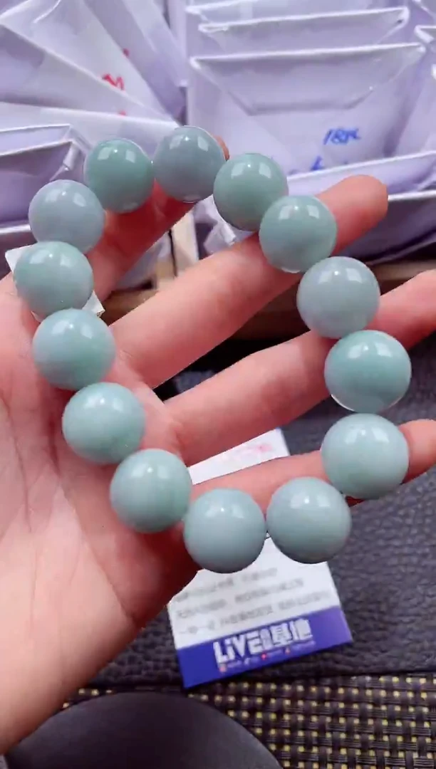 未镶嵌挂件翡翠000888
