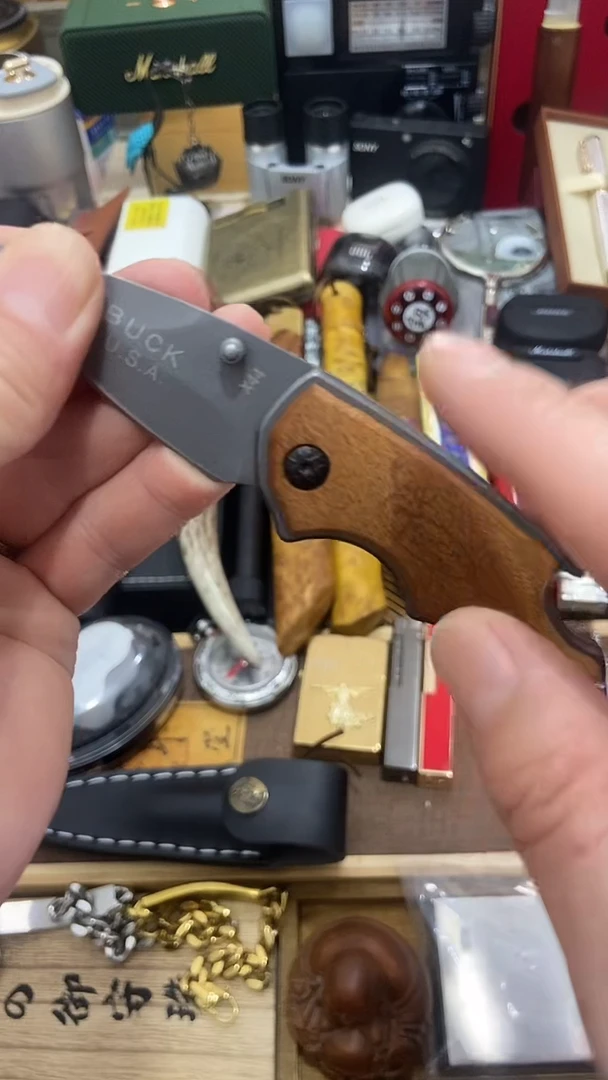 瓷片闪购商品 如图所示