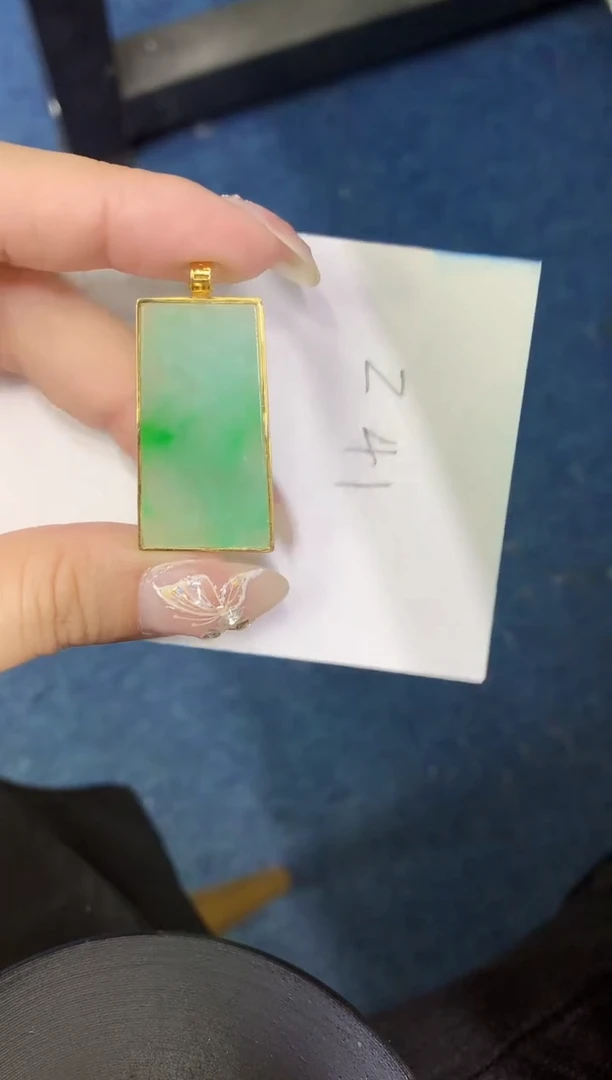 【闪购商品】翡翠颈饰18K金镶嵌000000000000