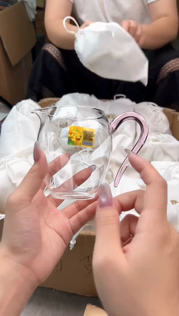 禾墨清雅浅粉色