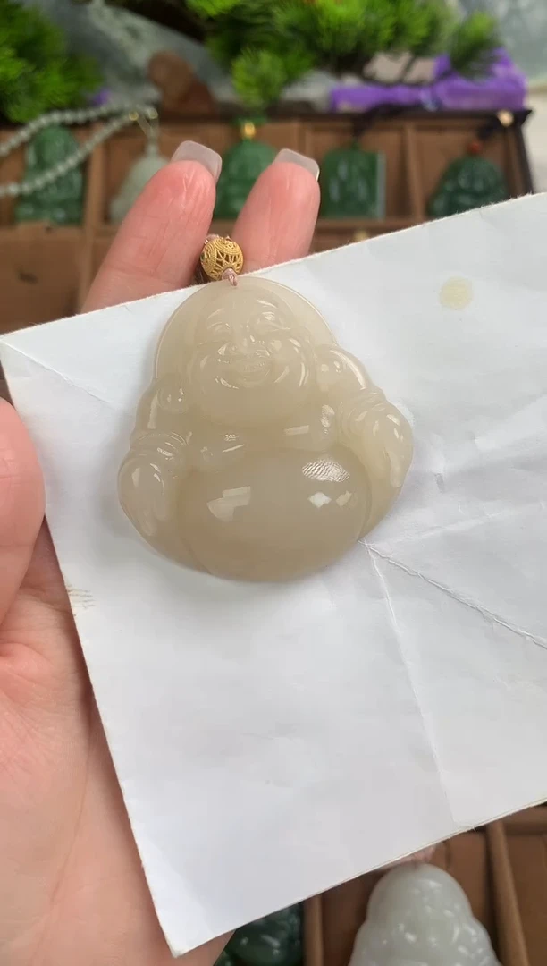 和田玉未镶嵌颈饰吊坠