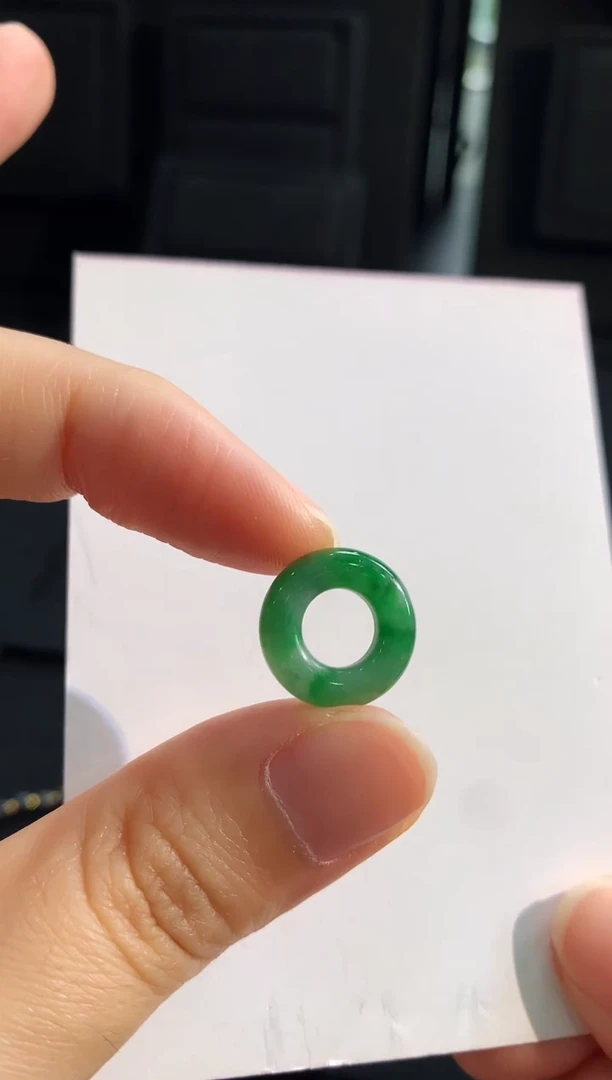 【闪购商品】翡翠颈饰未镶嵌吊坠