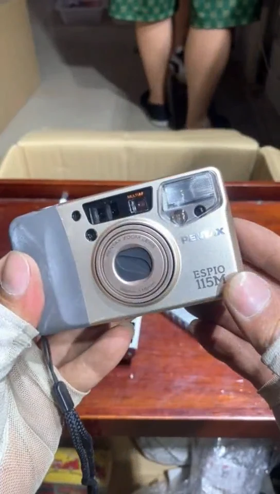 8新C**L.960中古商品，瑕疵品，不保好坏。