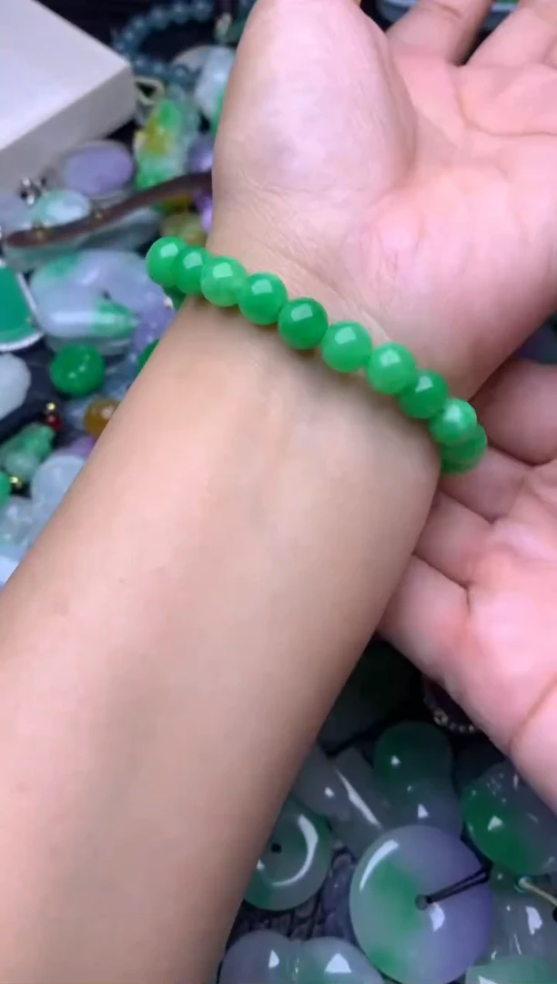 颈饰未镶嵌翡翠缅甸翡翠吊坠