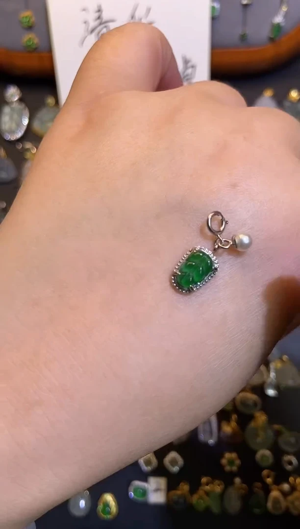 翡翠银S925镶嵌吊坠(不含链)1