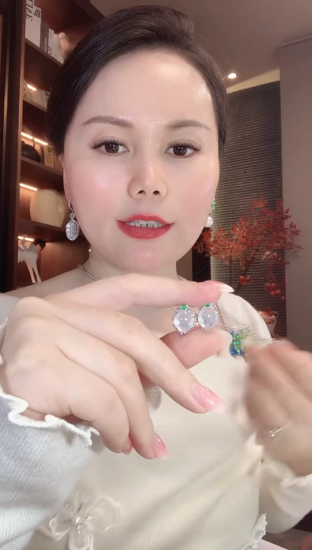 吊坠(不含链)18K金镶嵌翡翠A63