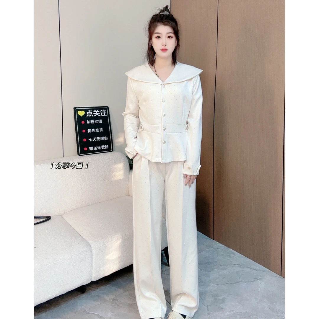 大码春季时尚翻领收腰荷叶边烫钻压线女裤遮肉显瘦两件套6601款