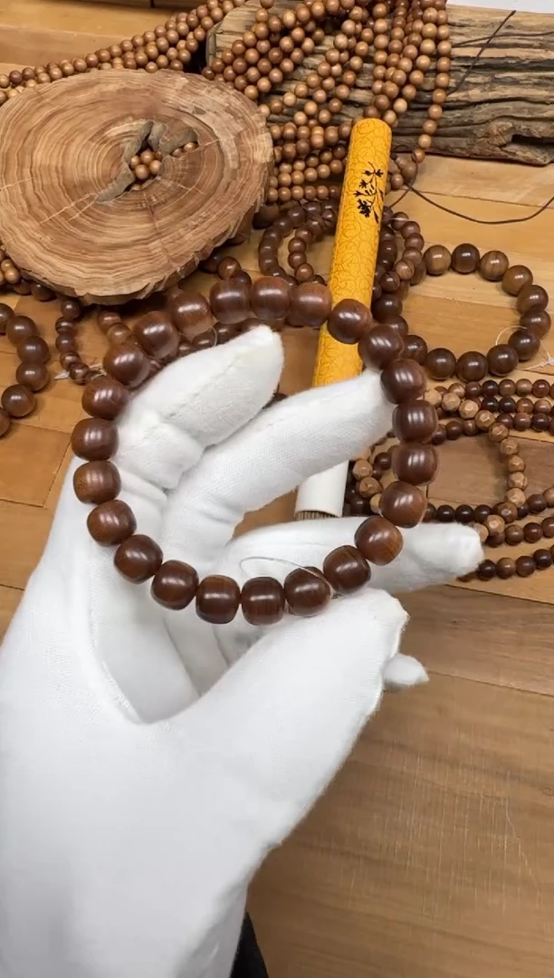 檀香木手串/手链老山檀香檀香王8.5*9单圈横纹沉水黑肉