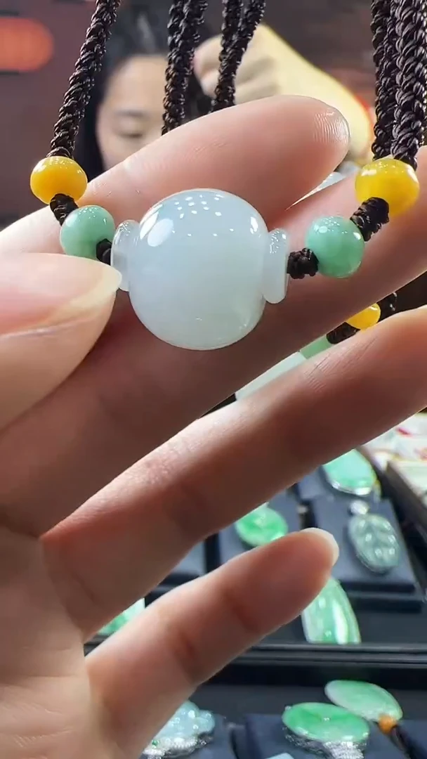 未镶嵌挂件翡翠路路通套绳