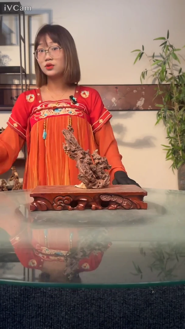 木我**崔金丝红木639