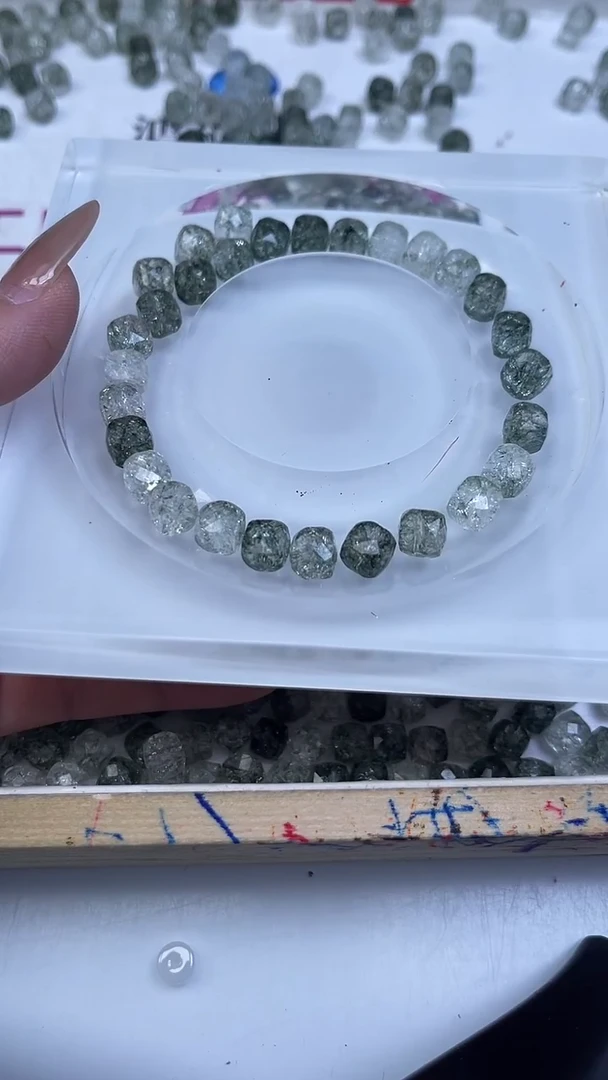 未镶嵌珠宝半成品水晶D18 绿幽灵方糖8mm10个8元