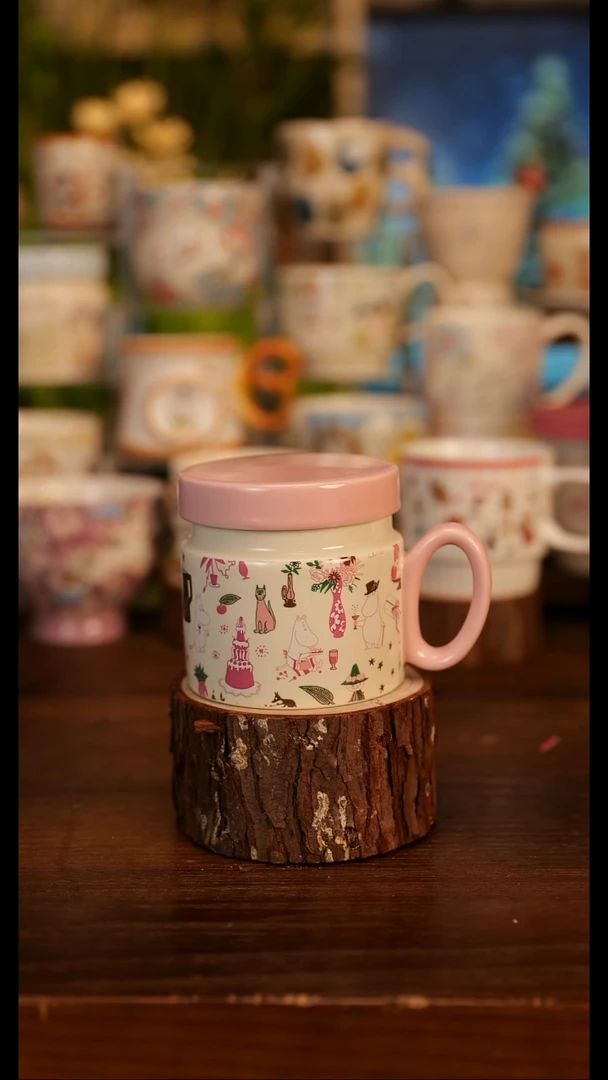 姆明联名款盖杯