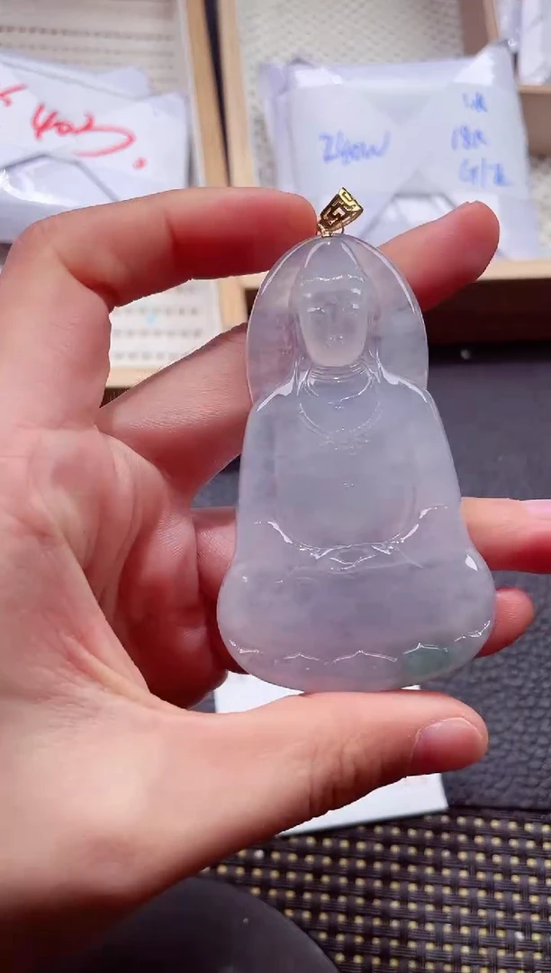 颈饰18K金镶嵌翡翠 000111