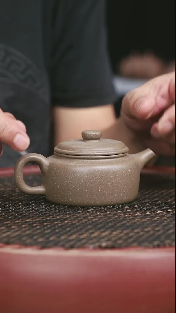 茶壶紫砂15号蟹壳青德中150CC