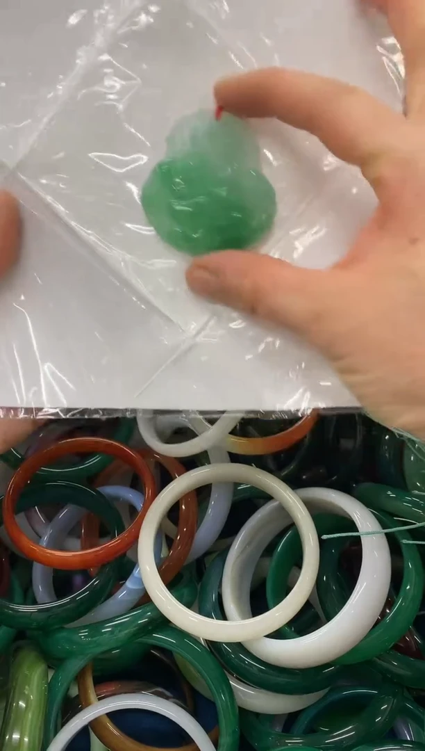 手镯玛瑙/玉髓未镶嵌555555