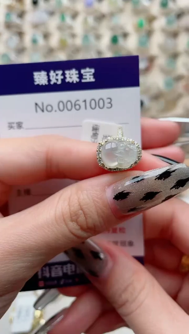 【闪购商品】翡翠戒指银S925镶嵌.........