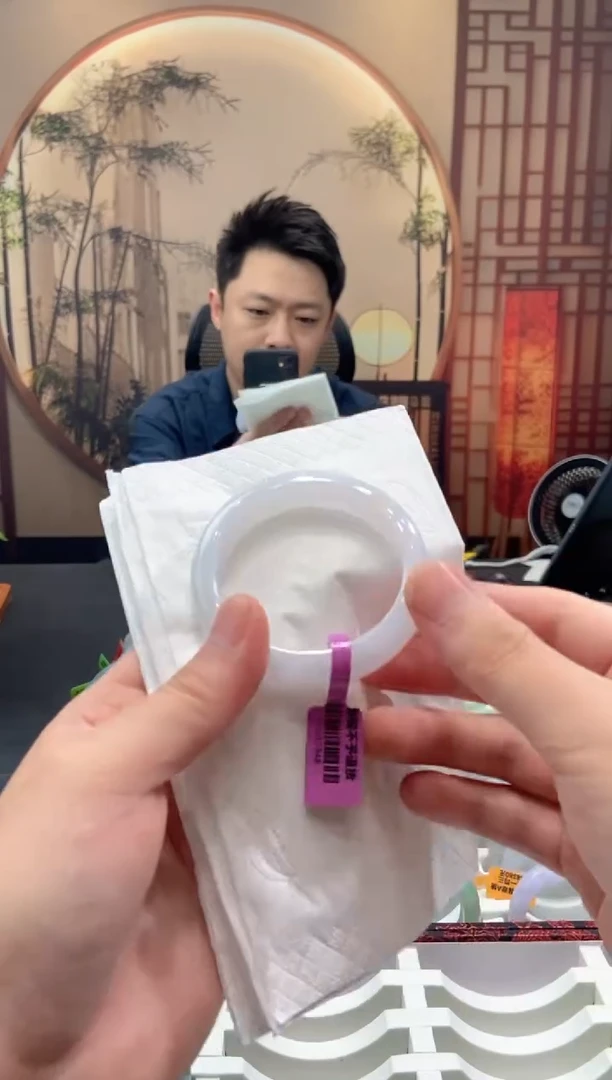 未镶嵌手镯翡翠000051166