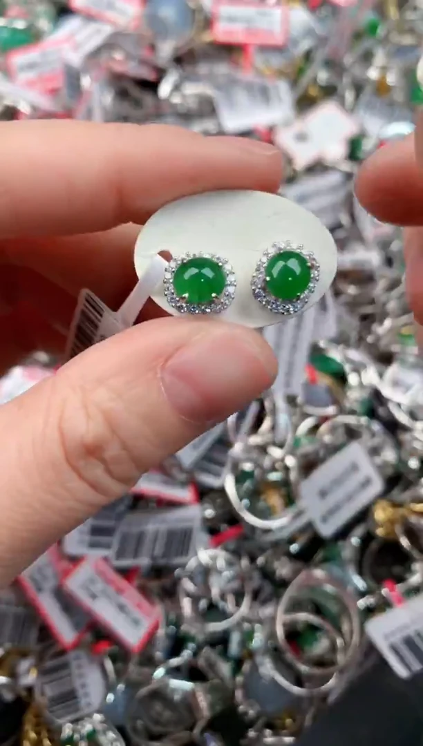 银S925镶嵌戒指翡翠666                1