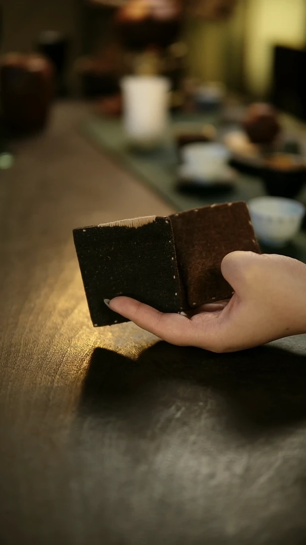 阿眠     香云纱柞蚕丝双面茶巾小号