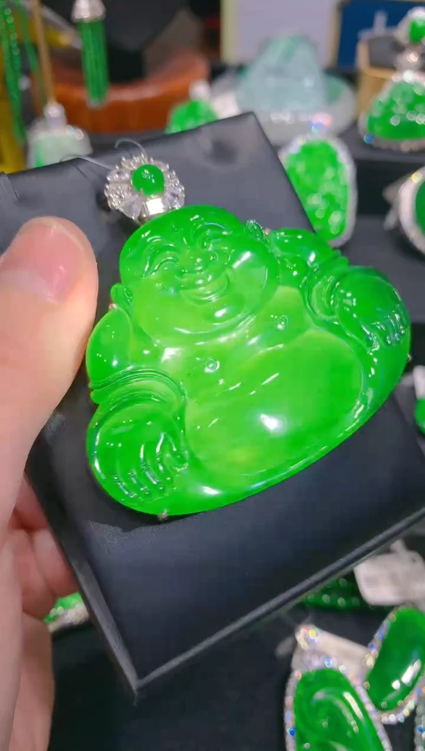 【闪购商品】翡翠颈饰银S925镶嵌45一季