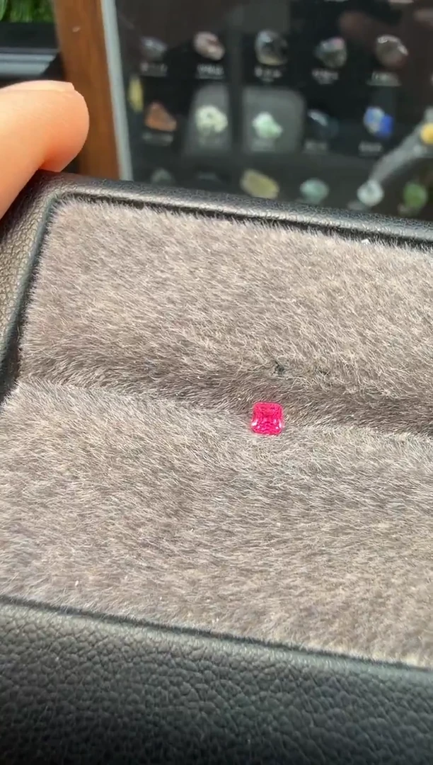 裸石尖晶石超级绝地武士0.14ct-A645-1p