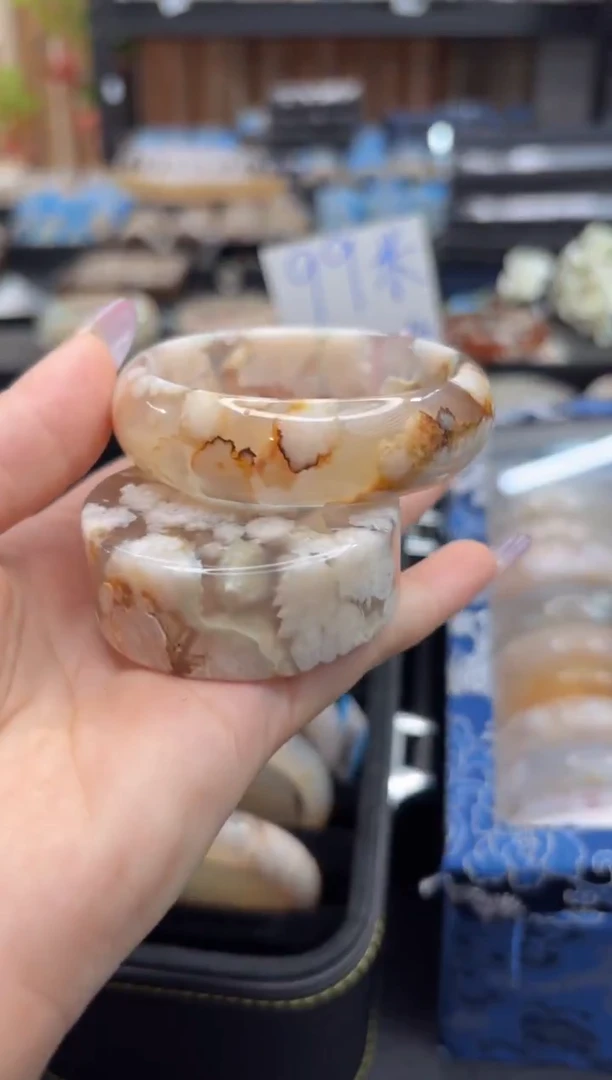 未镶嵌手镯石英质玉A113(53圈赠送镯心)