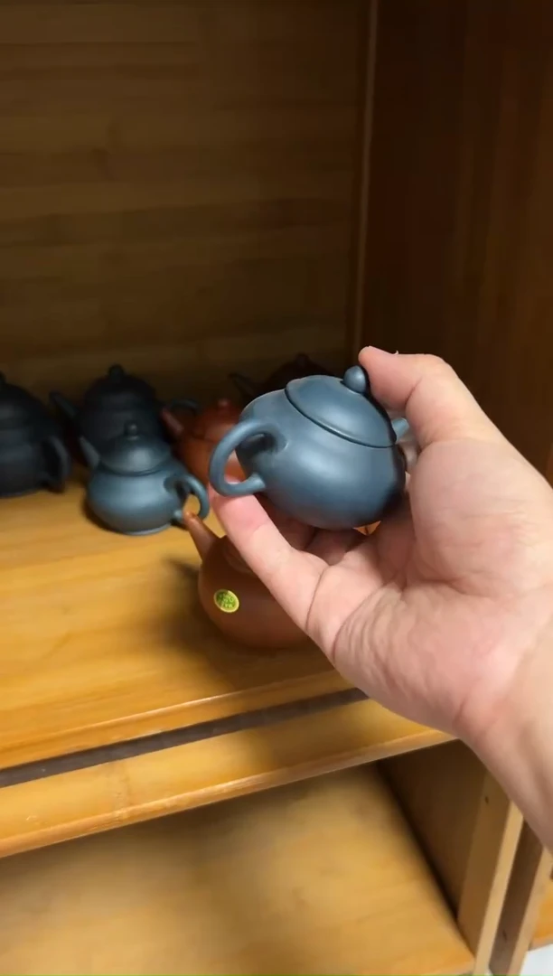 茶壶紫砂王*.绿泥扁芭乐壶