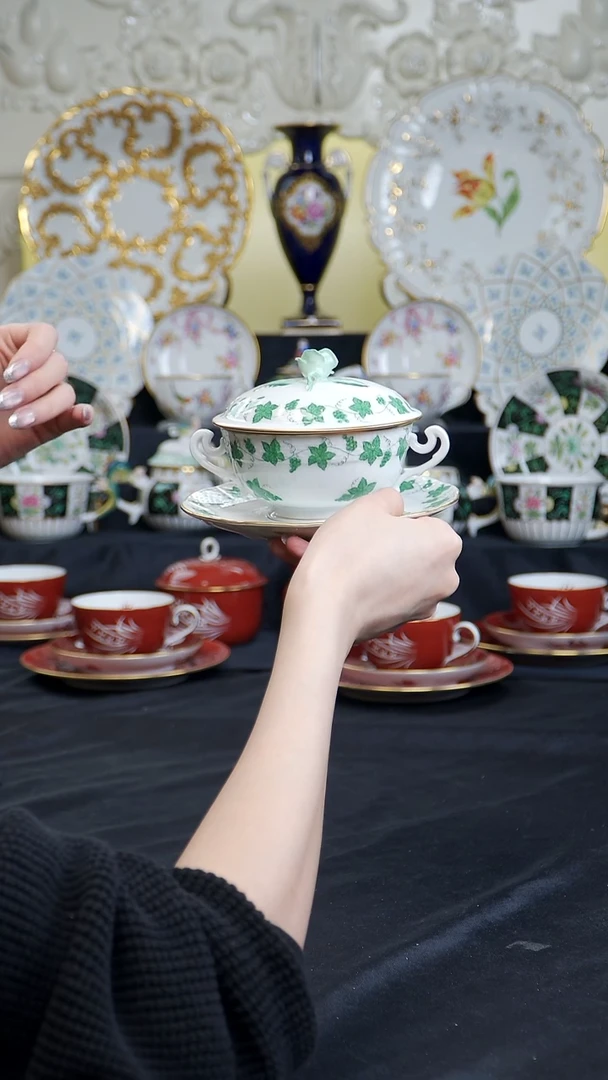 骨瓷婷婷中古器物如图所示49