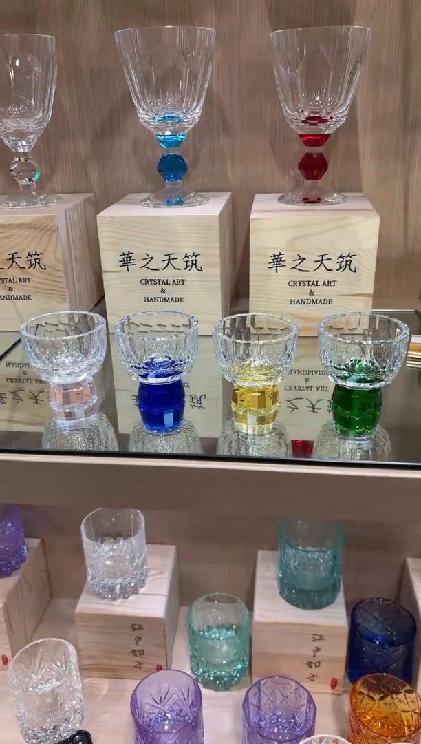 闪烁粉色一只 蓝色一只 黄色一只 绿色一只