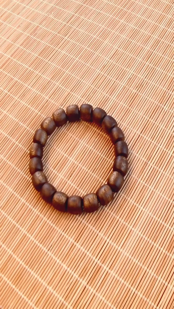 【闪购商品】沉香手串海南莺歌绿奇楠99沉卡11鼓珠单圈高货