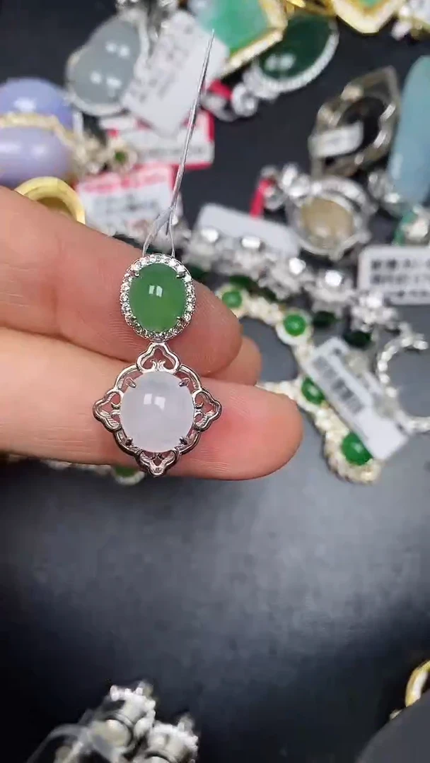 银S925镶嵌戒指翡翠9700