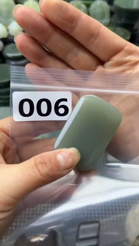 未镶嵌和田玉珠宝半成品牌子