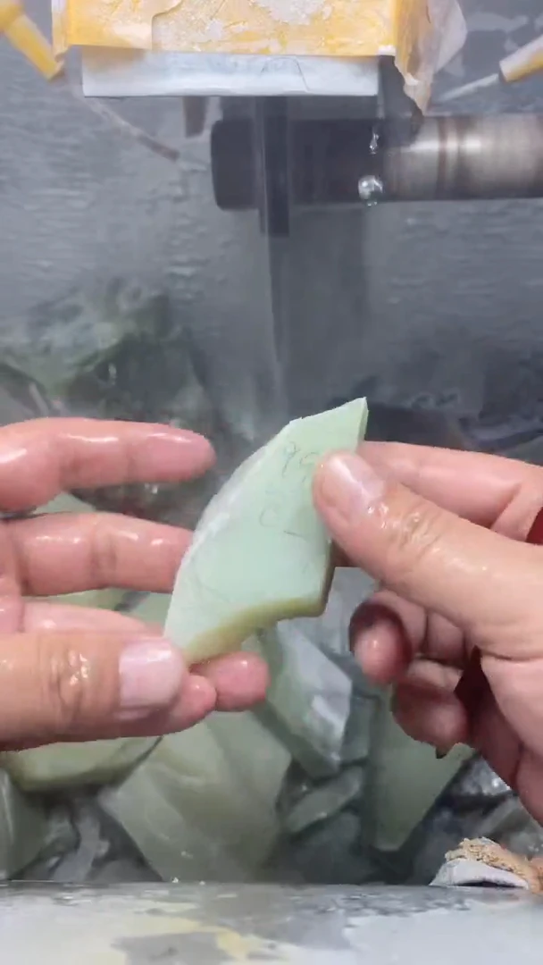 定制和田玉毛货抛光