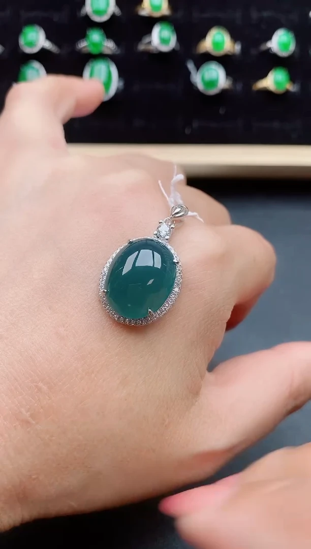 【闪购商品】翡翠吊坠(赠链)银S925镶嵌08080