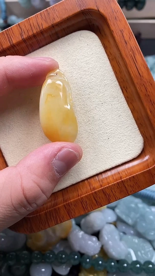 颈饰未镶嵌翡翠闪购014