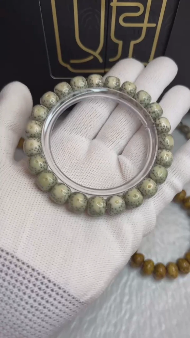 【闪购商品】星月菩提手串A122小驼包系列.正月大眼睛10x9