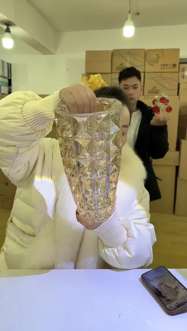 【闪购商品】无铅玻璃迪喜花器-o-早37 钻石花瓶